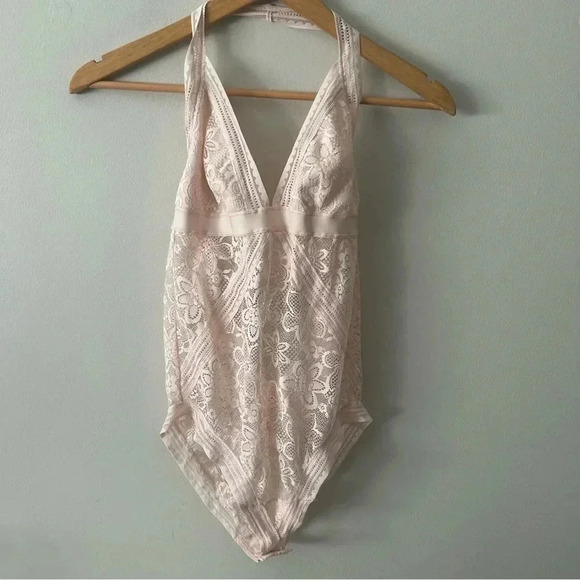 Aerie baby pink blush lace lingerie bodysuit M - Picture 4 of 7